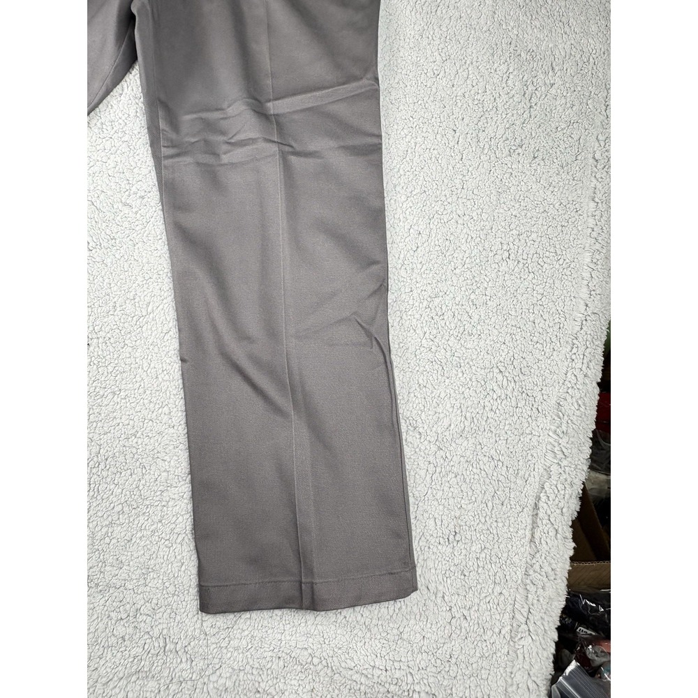 Wrangler Ultimate Khaki Pants Gray 36x30 Classic Fit Flat Front No Iron, NEW - Picture 3 of 9